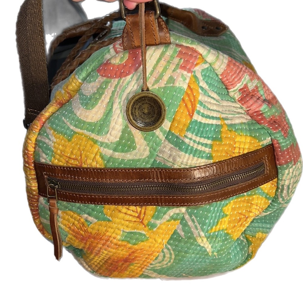 Will Leather Goods Kantha Stitched Yoga Duffle Leather Weaved Handles Bag - Picture 11 of 14